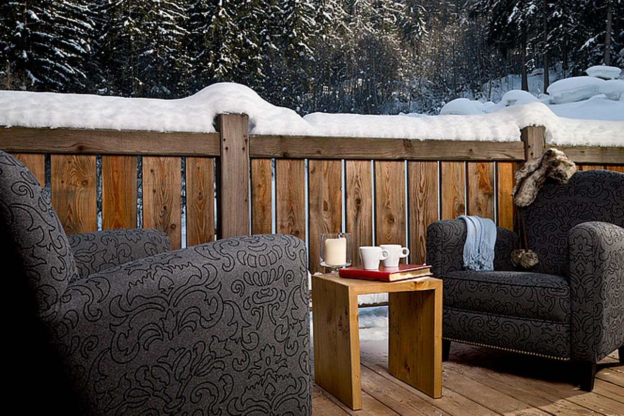 Furnished balcony at Chalet Baby Bear in Chamonix
