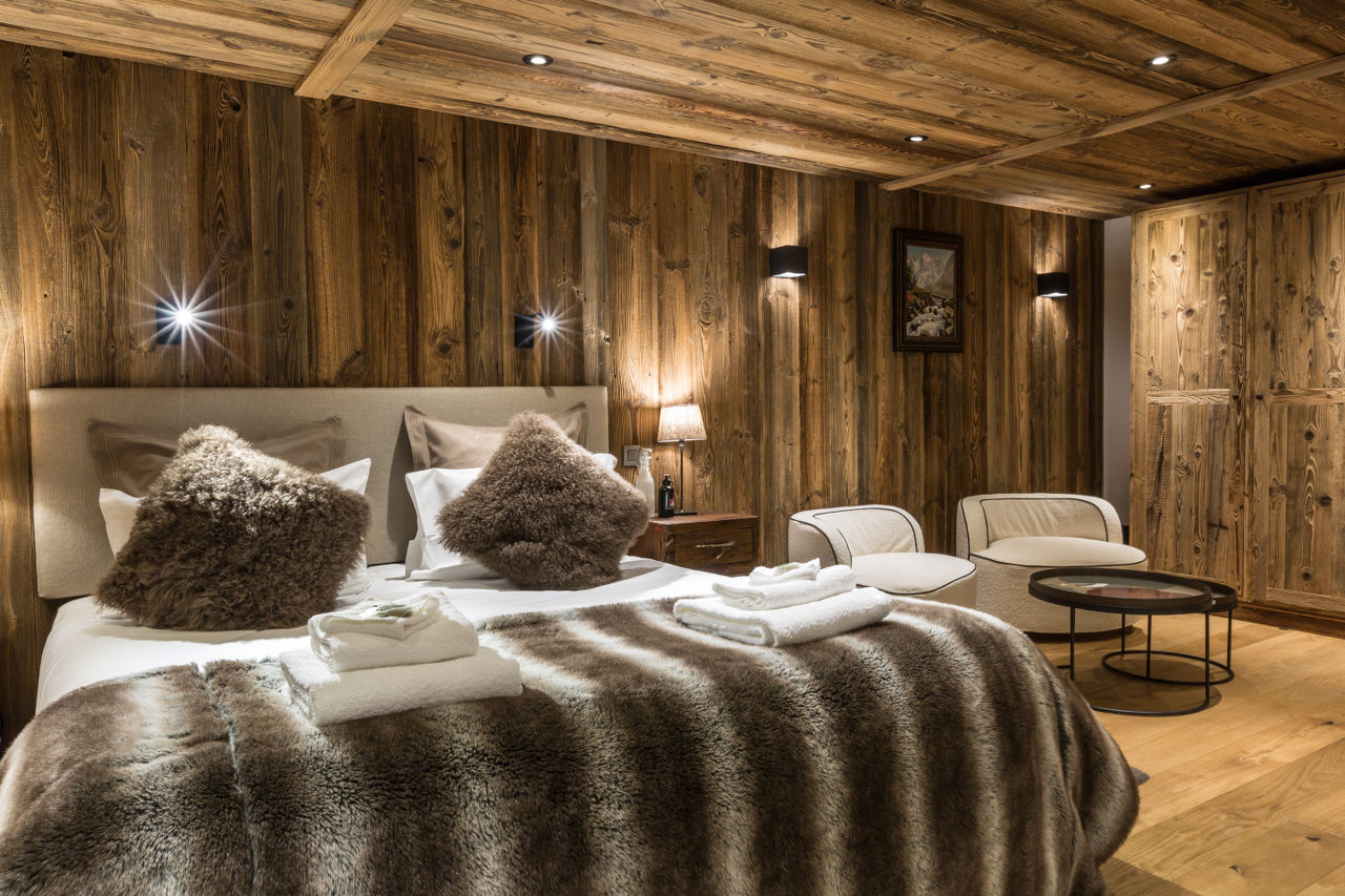 Double/twin bedroom at Chalet Baloo in Chamonix