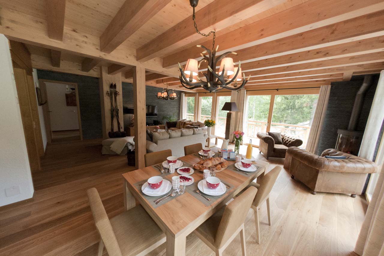 Chalet Le Torrent in Crans Montana open plan dining area