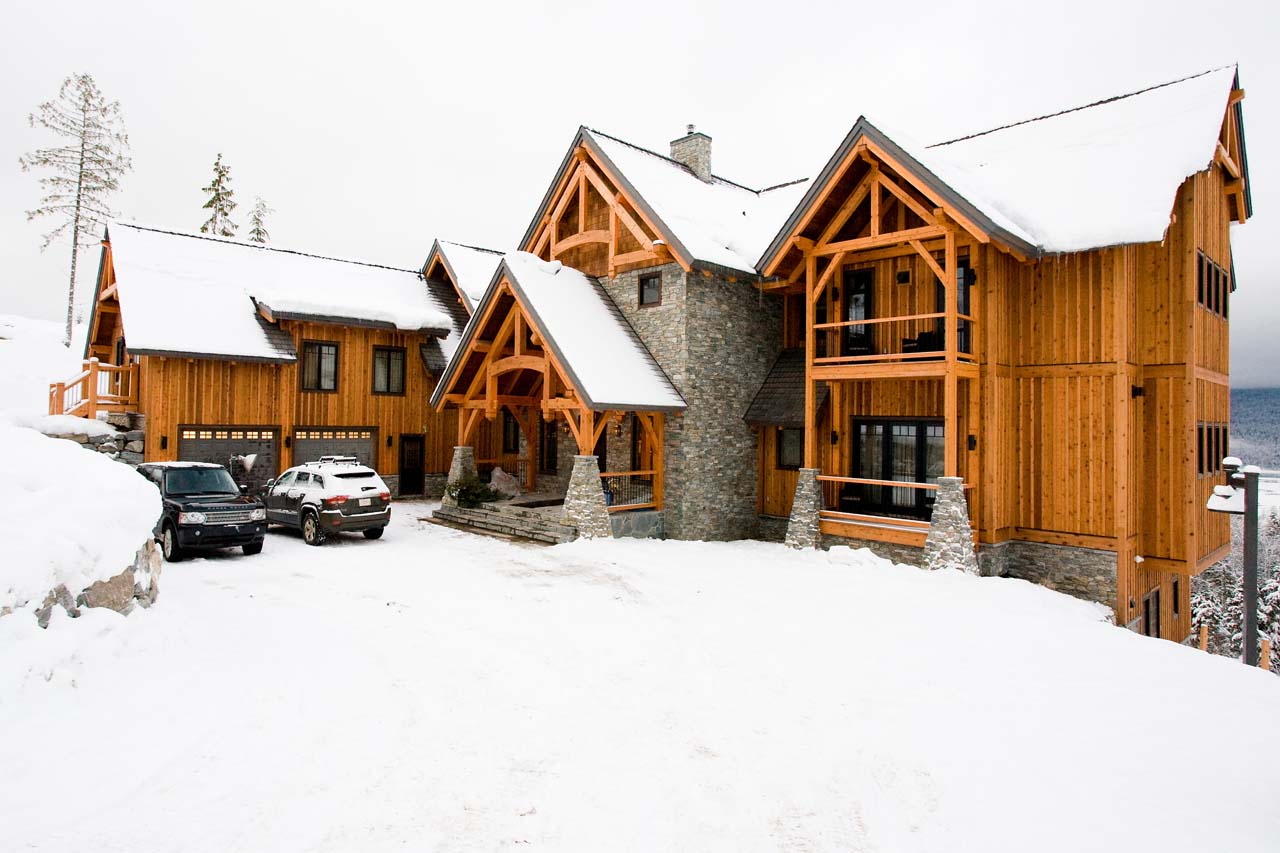 Chalet Bighorn, Revelstoke • Alpine Guru