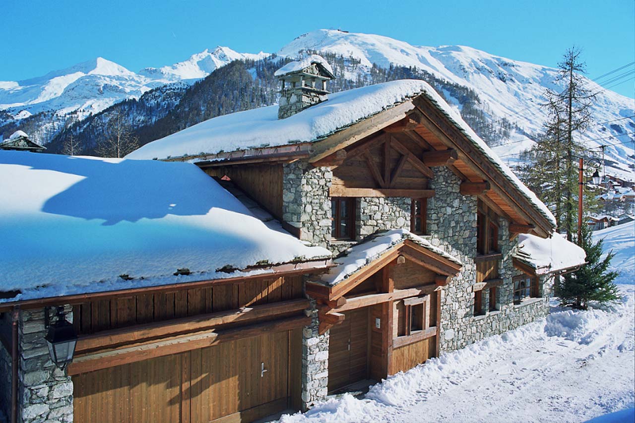 Chalet Montana, Val d'Isere • Alpine Guru