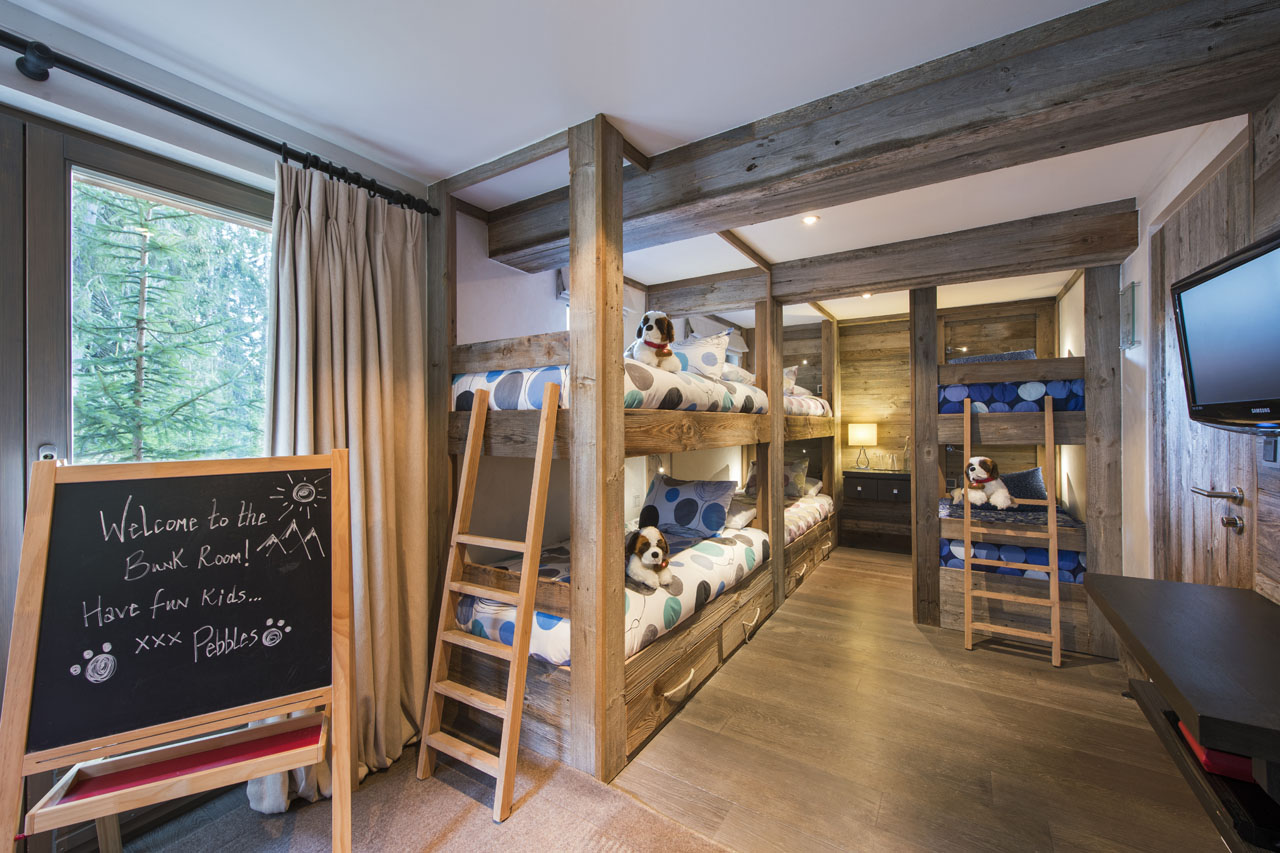 The Lodge Verbier children\'s bunk bedroom