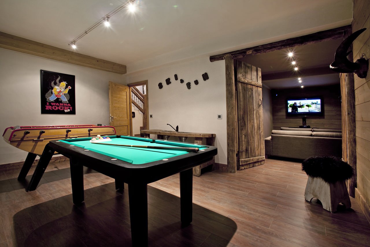 A look inside: Chalet Elista